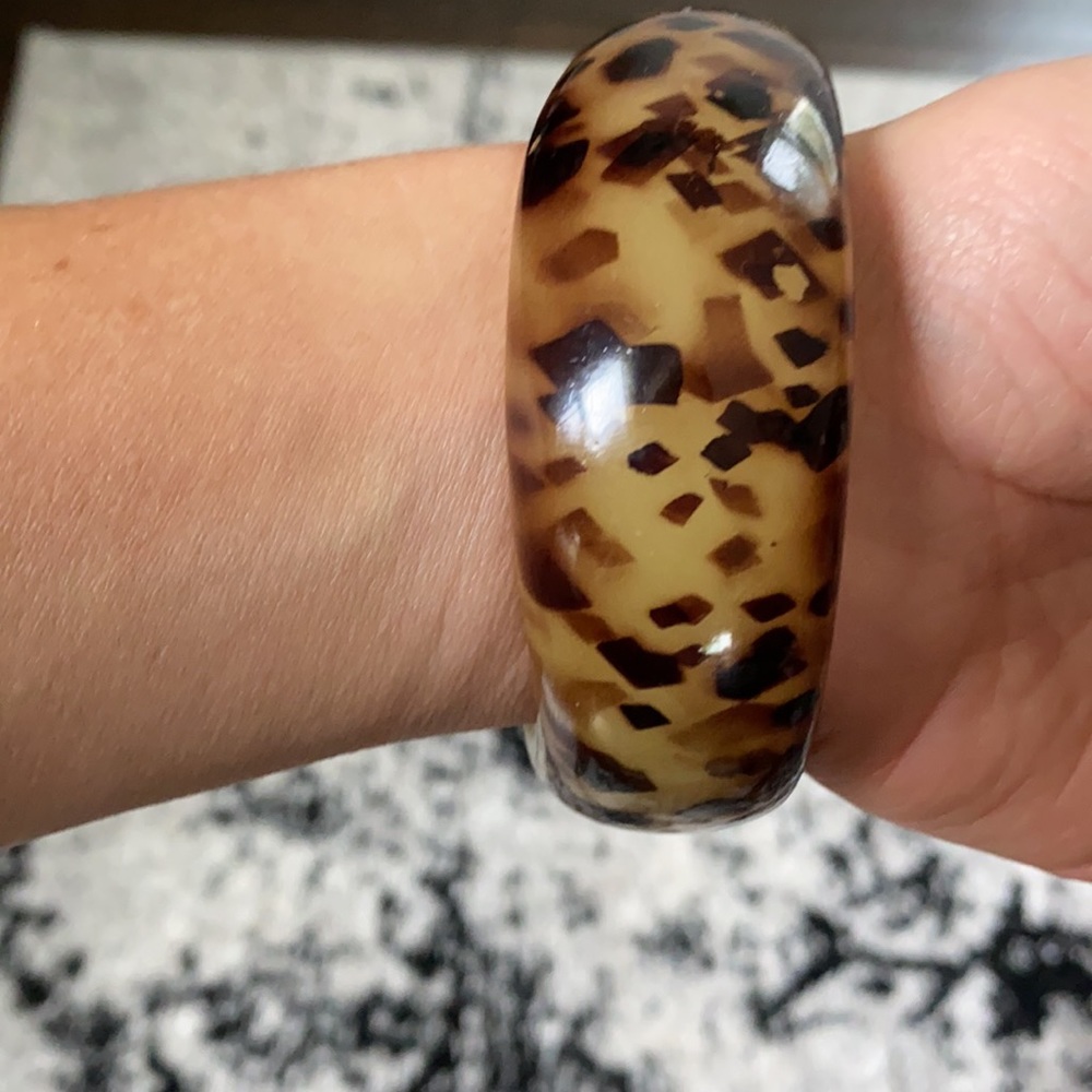 Leopard Wide Bangle - Picture 2 of 2